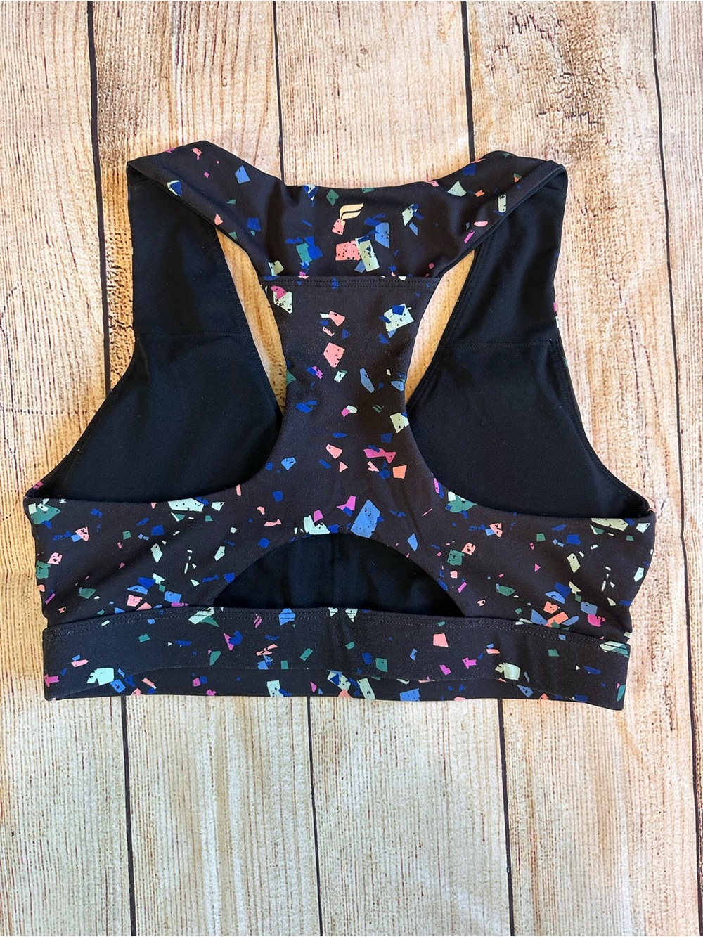 Fabletics On-The-Go Midi Sports Bra Black Terrazzo Medium Impact - Picture 2 of 3